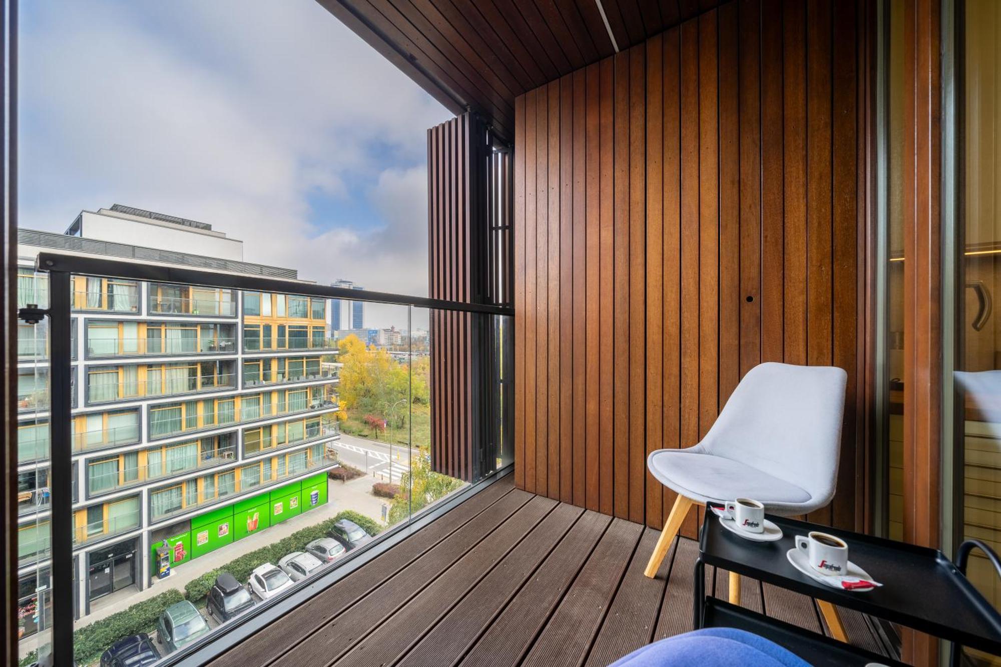 Kolejowa - Parking, Balcony, Workspace - By Rentujemy * Warszawa