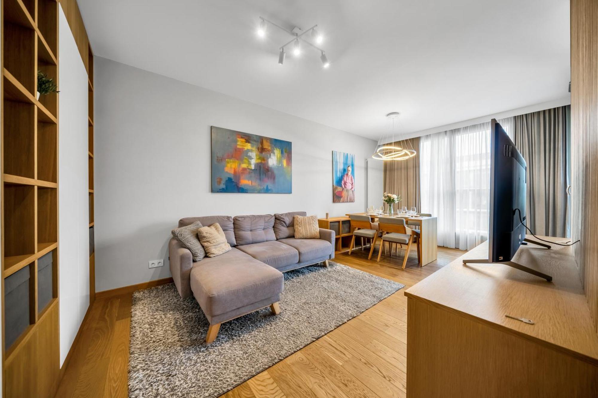 Kolejowa - Parking, Balcony, Workspace - By Rentujemy * Warszawa