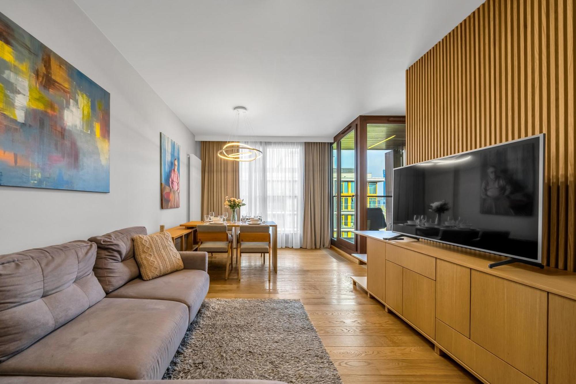 Kolejowa - Parking, Balcony, Workspace - By Rentujemy Warszawa